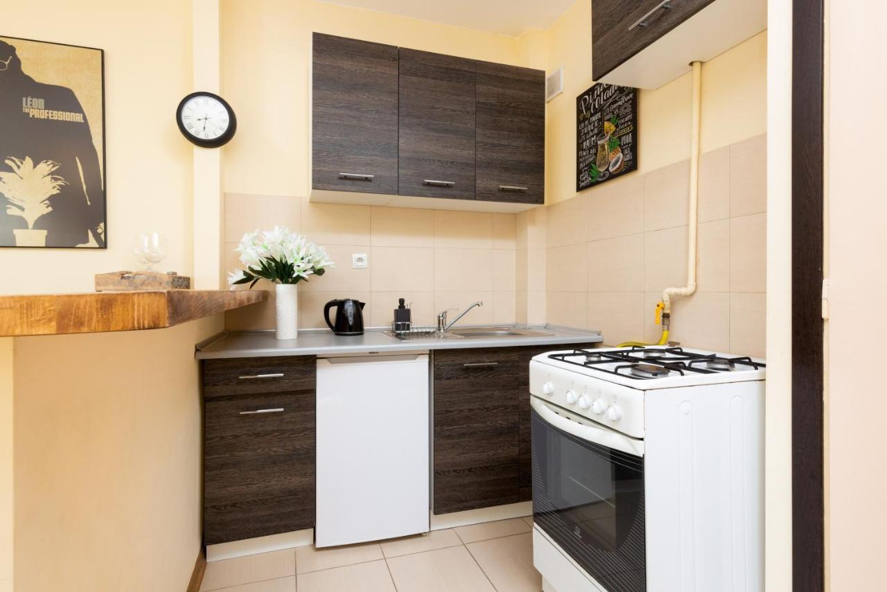 Apartments City Center Krucza By Renters Warschau Buitenkant foto